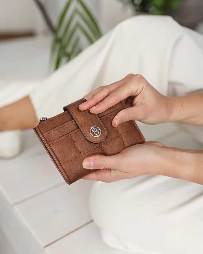 BOSTANTEN Small Wallet for Women Leather RFID Blocking Card Holder Bifold Compact Wallets With Zipper Coin Pocket Brown