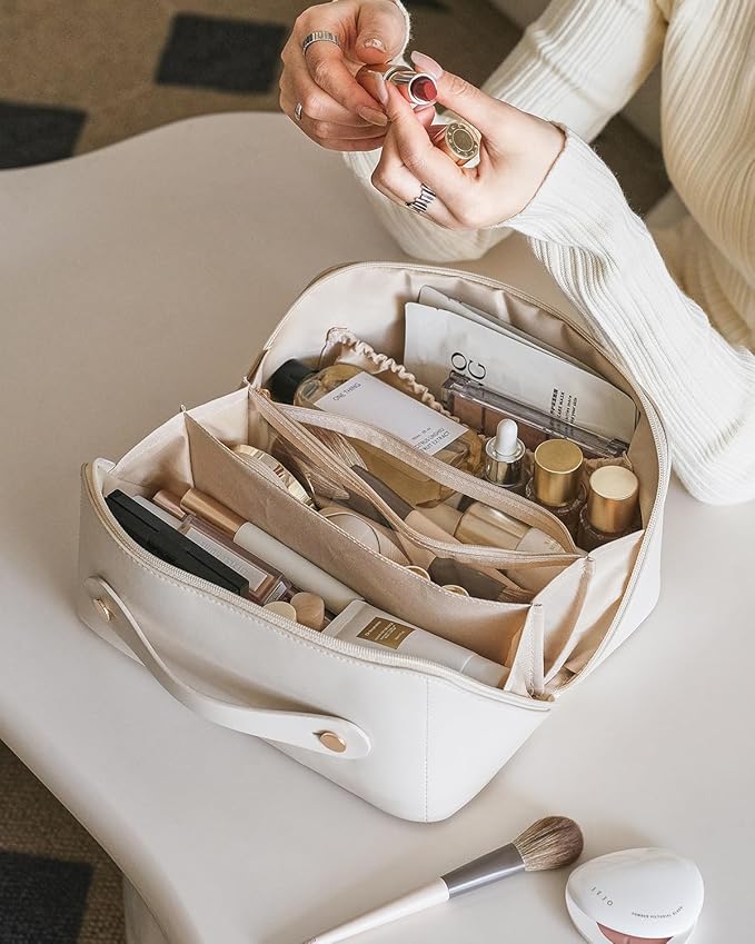 EACHY Travel Makeup Bag, Large Capacity Cosmetic Bag for Women, Waterproof PU Leather, Flat Open Portable Toiletry Bag for Skincare, Brushes & Travel Essentials