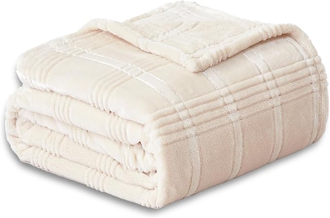 Soft Cozy Plaid Fleece Throw Blanket, 50x60 Inches – 3D Jacquard Diamond Design, Lightweight Blanket for Couch, Sofa, Camping & Travel, Khaki
