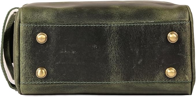 KomalC Leather Toiletry Bag for Men & Women – Handcrafted Travel Grooming Kit with Water-Resistant Lining and Secure Zipper Closure