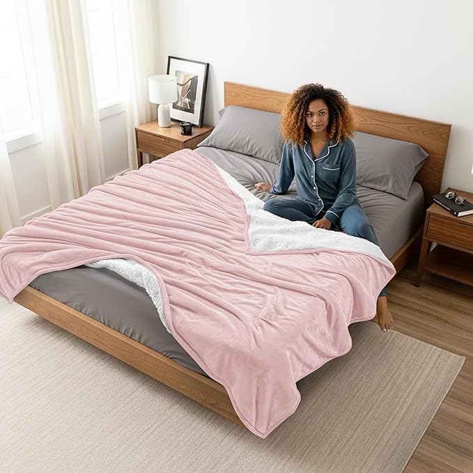 Utopia Bedding Sherpa Blanket Twin Size (Pink, 60x80 Inches) - Soft Lightweight Plush Fleece Reversible Winter Blanket for Bed, Sofa, Couch, Camping and Travel