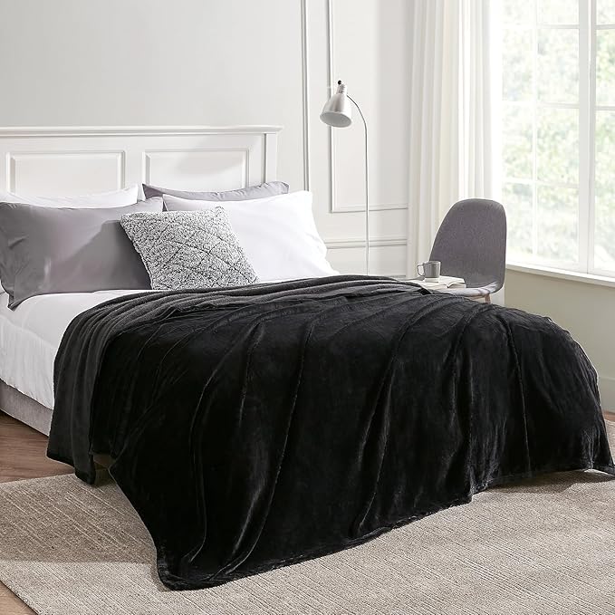 Hansleep Fleece Black Throw XL Blanket, Super Soft Flannel Fuzzy Plush Cozy Blanket for All Seasons, Black, Throw XL 50x70 Inches