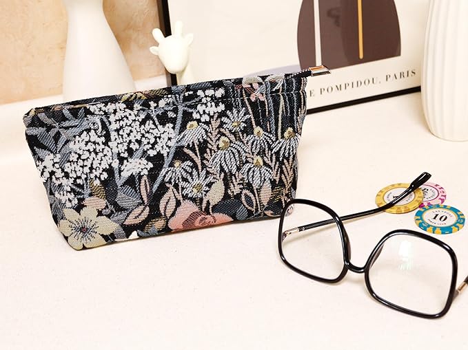 HAPPYHEIDI Cute Floral Makeup Bag Cosmetic Travel Pouch with Bottom and Zipper, Purse Make Up Organizer, Aesthetic Textured Fabric, Medium