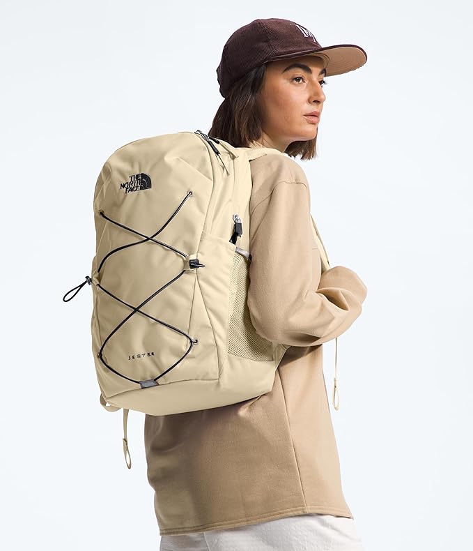 The North Face Women's Jester Everyday Laptop Backpack - Commuter Travel Bag, Laptop Sleeve, Water-Repellent, Gravel/TNF Black, One Size