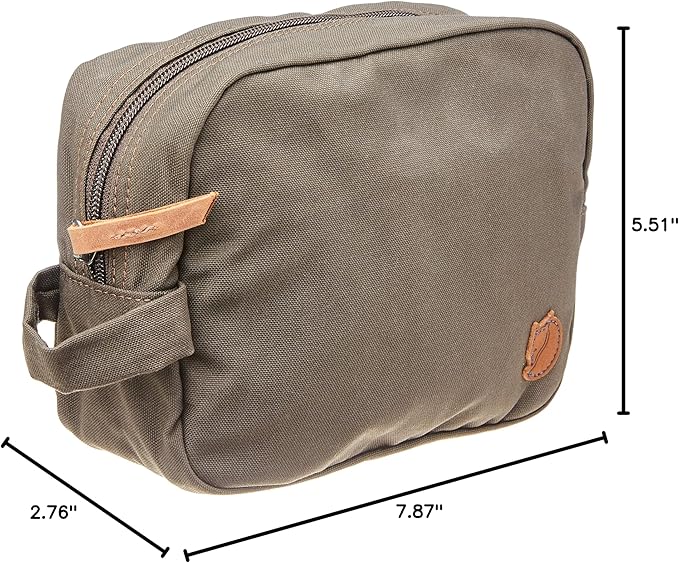 Fjällräven Gear Toiletry Bag - Water-Resistant Fabric, Strong, Reinforced, Durable Fabric - Camping, Travel