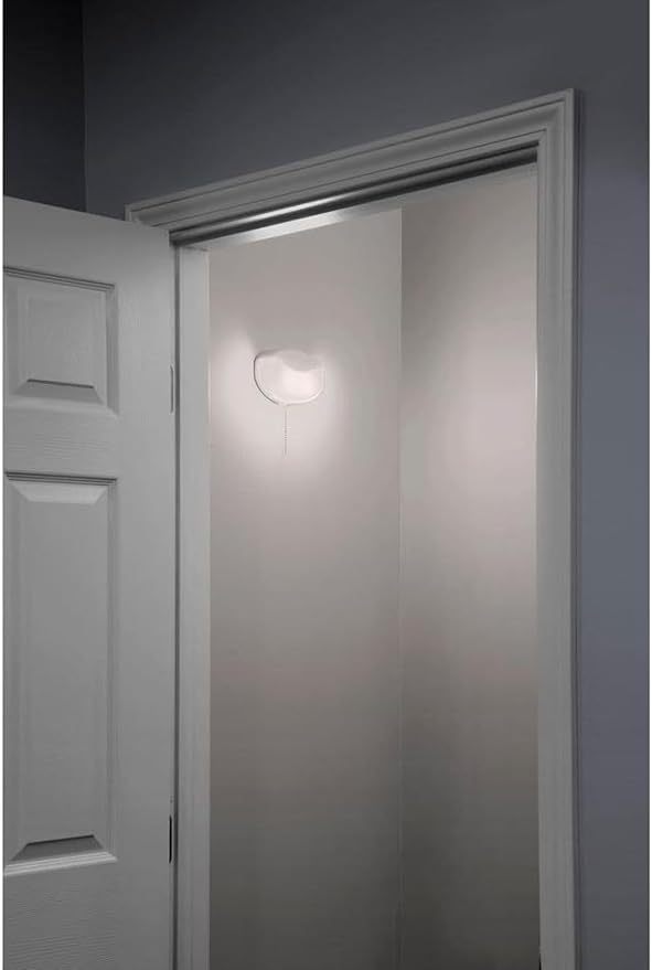 Lithonia Lighting FMMCL 840 S1 M4 4000K LED Flush Mount Closet Light with Pull Chain, White, 7" (Pack of 4)