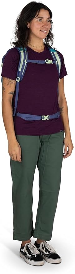 Osprey Daylite Plus Commuter Backpack - Lightweight, Everyday Pack with Laptop Sleeve and Water Bottle Pockets - Ideal for Work, School, and Travel with Versatile Storage, Green Belt/Green Canopy