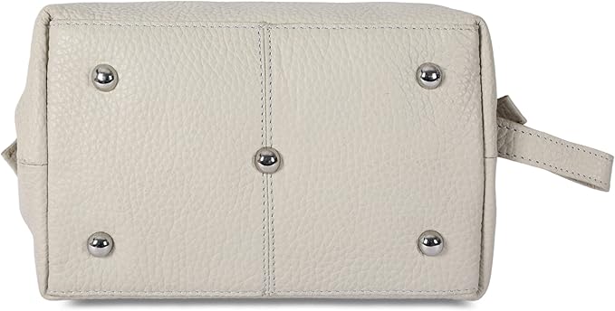 KomalC Premium Buffalo Leather Toiletry Bag for Men & Women With Water resistant Lining, Grooming Travel Pouch, Unisex Wash Bag for Toiletries, Gifts for Men and Women