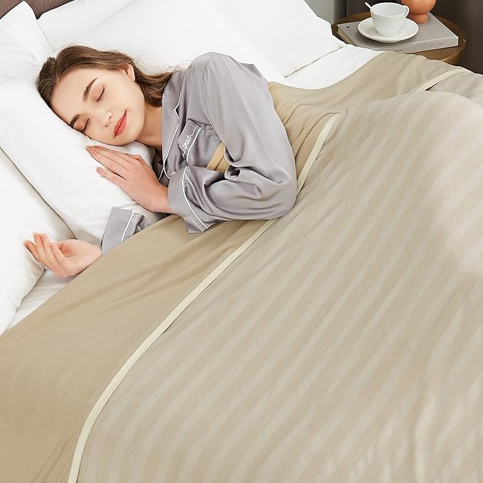 Guohaoi Cooling Throw Blanket for Hot Sleepers,Arc-Chill Q-Max >0.5 Cool Fiber,100% Oeko-Tex Certified Lightweight Summer Cool Blanket for Travel/Outdoor Ultra Cold Breathable,50''x70''