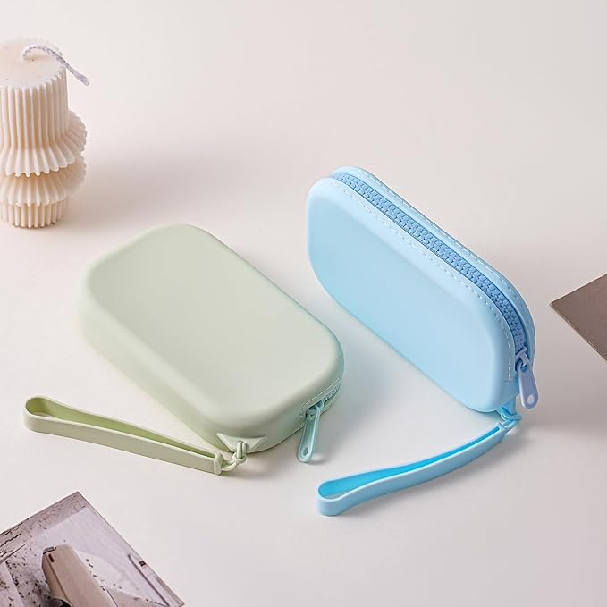 Small Silicone Multifunctional Essential Bag Portable Travel Makeup Bag for Women Men Cards Cash Bag Zipper Pouch (Light Green)