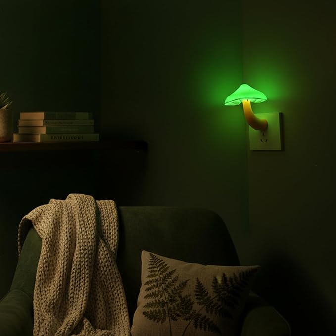 LED Mushroom Night Light Plug in Lamp, Light Sensor Night Lights | Plug into Wall, Dusk to Dawn Sensor Night Light for Adults Kids Room Bedroom Bathroom Hallway Kitchen (1, Green)