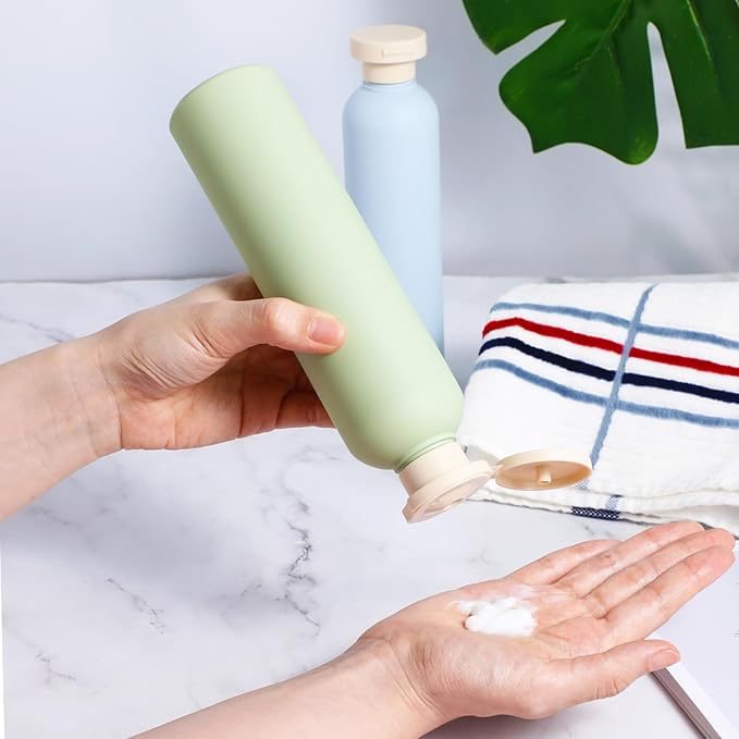 TIESOME 2Pcs 260ml Squeeze Bottles, Refillable Travel Containers Large Empty Dispensing Bottles with Disc Top Flip Cap Portable Leak Proof Bottle for Shampoo, Creams, Lotion, Conditioner