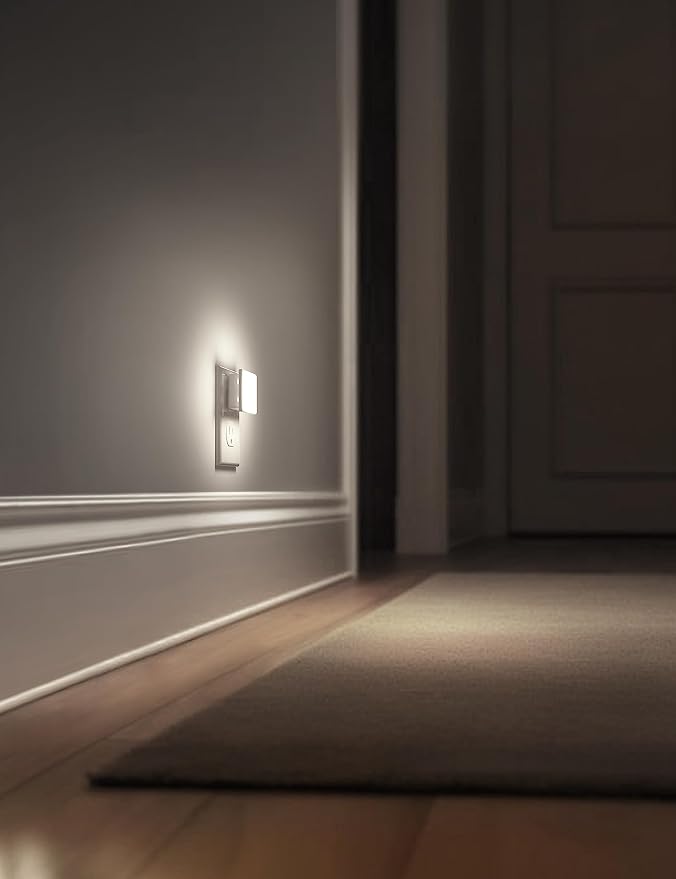 L LOHAS LED Night Light,Night Lights Plug into Wall, Dusk-to-Dawn Sensor | Plug in Night Light,5000K Daylight White 0.3W Bright Nightlight Auto-On/Off for Bedroom Bathroom Hallway [6-PACK]