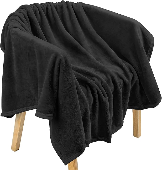 EIUE Comfortable Fleece Blanket,Ultra Soft Cozy Small Black Blankets for All Seasons (Coal Black,40x60 inches)