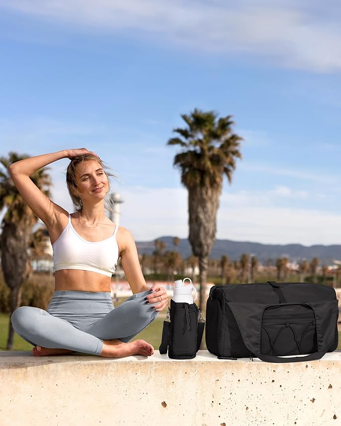 BAGSMART Gym Bag for Women, Lightweight Duffel with Shoe Compartment, Tote Bag with Wet Pocket for Yoga Travel, Black