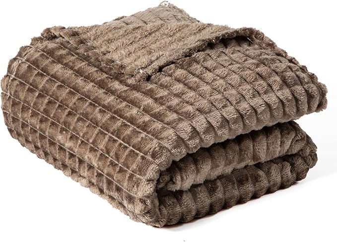 Ultra Soft Jacquard Sherpa Throw Blanket, Lightweight Yet Cozy, Versatile Couch and Travel Blanket, Checker Pattern, Multiple Sizes and Colors, Easy-Care and Durable,50x60 Inches