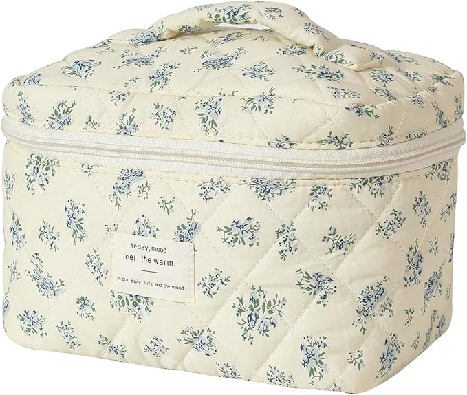 uekeboag Large Travel Quilted Makeup Bag for Women, Floral Cotton Cosmetic Bag, Coquette Aesthetic Floral Toiletry Organizer Bag