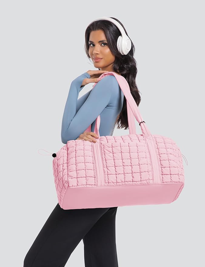 Quilted Travel Duffle Bag for Women Medium Weekender Bag Puffer Overnight Bag Large Soft Puffy Duffel Bag Carry-On Gym Bag Lightweight Personal Item Travel Bag for Trips Business Sport Airplane