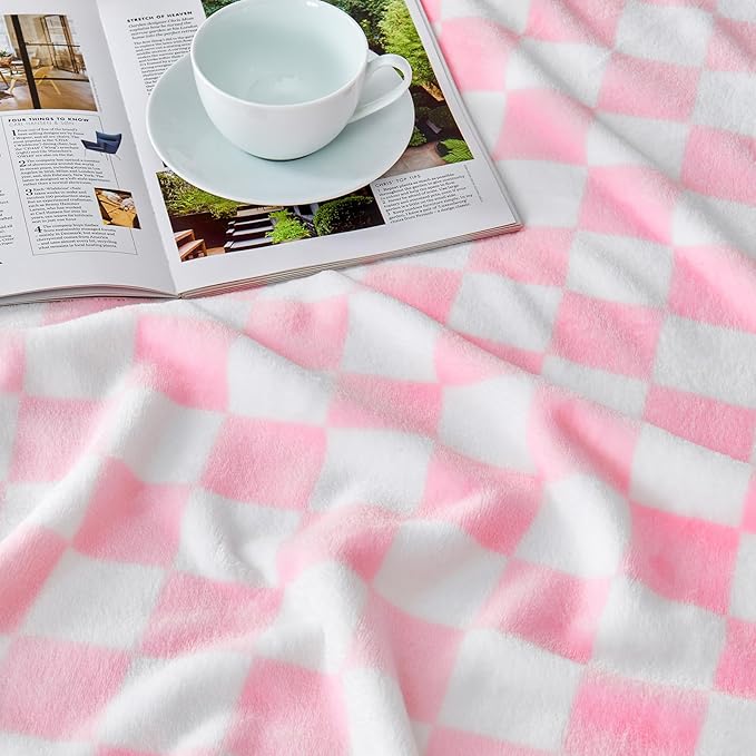 Pink Checkered Blanket, Ultra Soft Fleece Checkered Throw Blankets for Couch Bed and Travel, Luxury Throws for All Seasons, 60x80 Inch, Pink