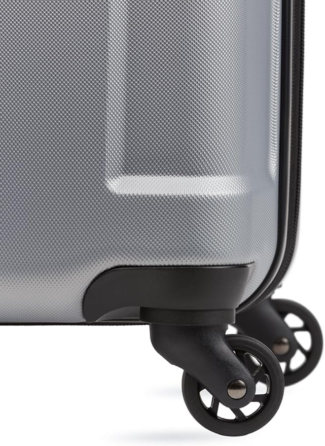 SwissGear 3750 Hardside Expandable Luggage with Spinner Wheels, Silver, 3-Piece Set (20/24/27)