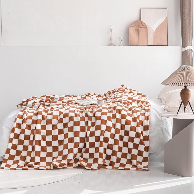 LOMAO Throw Blankets Flannel Blanket with Checkerboard Grid Pattern Soft Throw Blanket for Couch, Bed, Sofa Luxurious Warm and Cozy for All Seasons (Caramel, 90"x110")