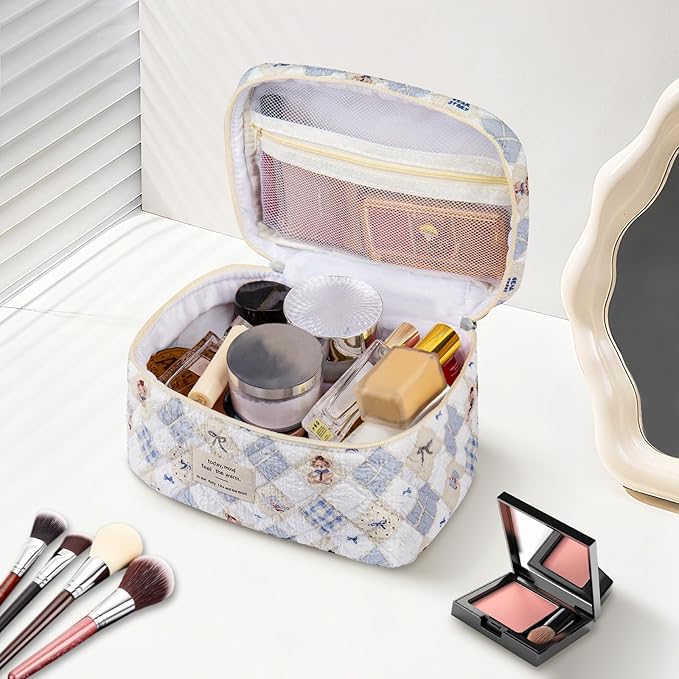 Large Makeup Bag, Cute Cosmetic Bag for Women Girls, Floral Coquette Aesthetic Toiletry Bag, Travel Make Up Organizer Bag (Check Bear)