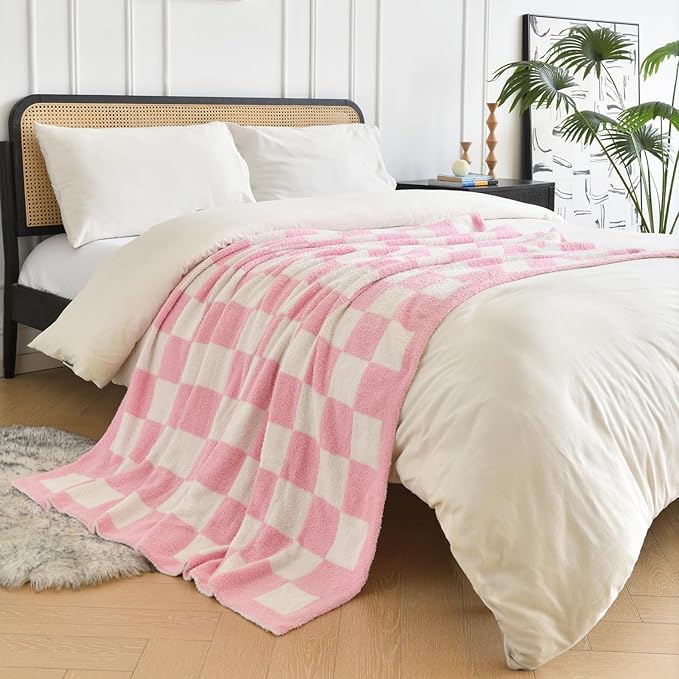 Checkered Blanket, Cozy Soft Throw Blankets for Couch Bed, Fluffy Plaid Lightweight Comfy Travel Picnic Blanket Gifts for Sofa Chair Living Room Camping (Pink, Twin 60"x80")