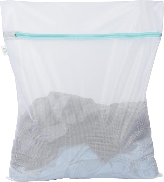 OTraki Medium Mesh Laundry Bags 20x24 inch Zipper Lingerie Bags for Washing Delicates Laundry Mesh Bag Machine Washable for Travel Dorm Hotel Camp, Don't Drying, Melting 140-176℉ White