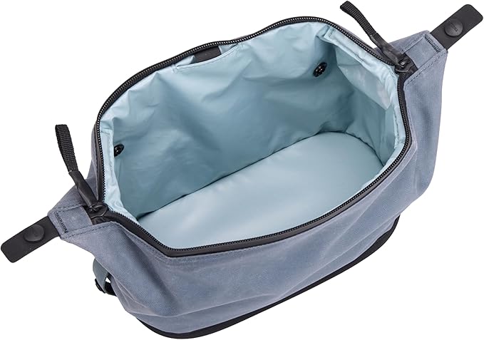 Thule Aion Toiletry Bag - Water-resistant bag for toiletries, makeup & shaving essentials - Removable liquids bag included - Easy to clean - Snap loop for easy hang - Waxed, PFC-free fabric