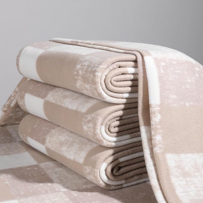 CAI TENG Fleece Throw Blankets Lightweight Warm Soft Cozy Kids Blanket Pet-Friendly Bulk Fleece Blanket Solid for Home, Bed, Sofa, Dorm, Office, Gifts, Outdoor Plaid Beige 6 Pack 50 x 60 inch