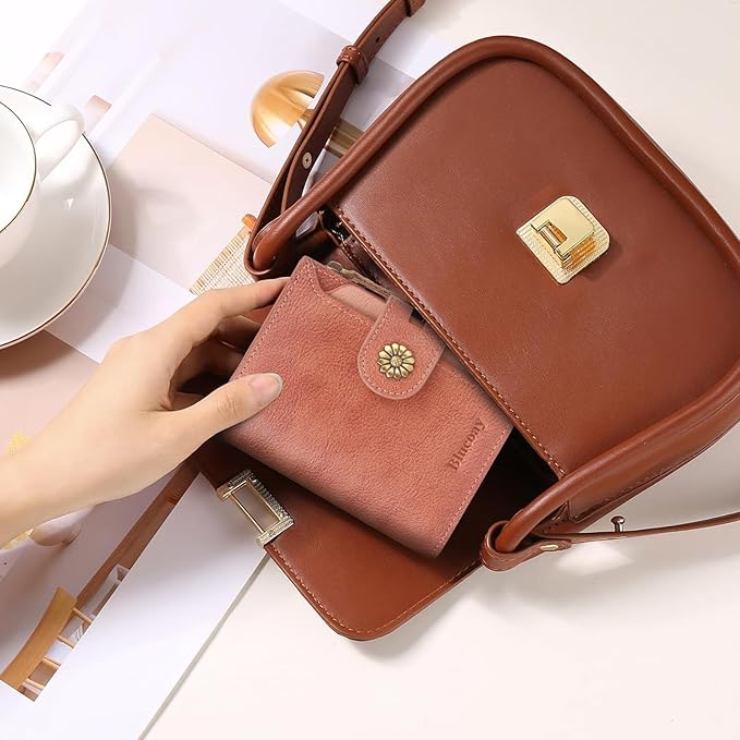 Wallet Women,RFID Blocking Leather Womens Wallet Bifold Compact Card Holder Small Wallet for Women with Removable ID Window Pink
