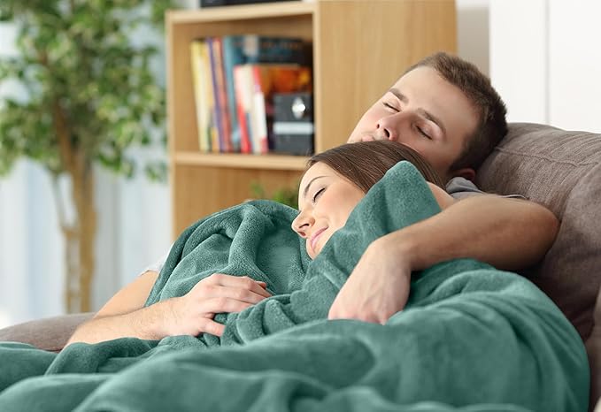 Utopia Bedding Fleece Blanket Queen Size Celadon 300GSM Luxury Fuzzy Soft Anti-Static Microfiber Bed Blanket (90x90 Inch)