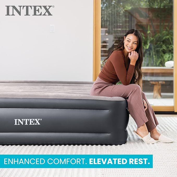Intex 64131ED Dura-Beam Plus Deluxe Pillow: Fiber-Tech – Twin Size – Built-in Electric Pump – 16.5in Bed Height – 300lb Weight Capacity