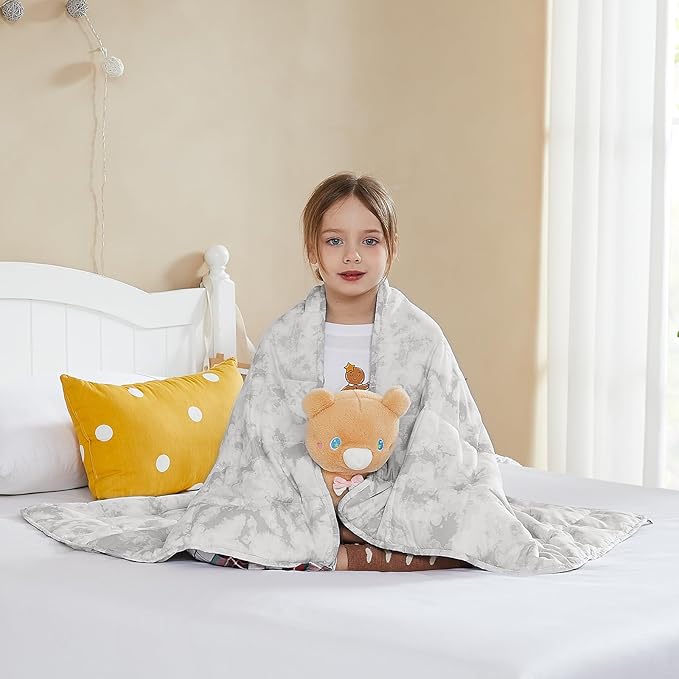 L'AGRATY Weighted Blanket - 40"x60" 10lbs Breathable Microfiber Material with Glass Beads Small Blanket for All-Season Summer Fall Winter Soft