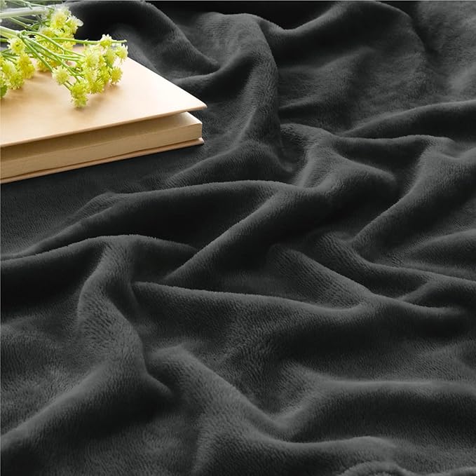 BEDELITE Fleece Blanket Charcoal Grey Throw Blankets for Couch & Bed, Luxury Plush Cozy Fuzzy 50x70 inches, Super Soft Warm Lightweight Throw for Travel Camping