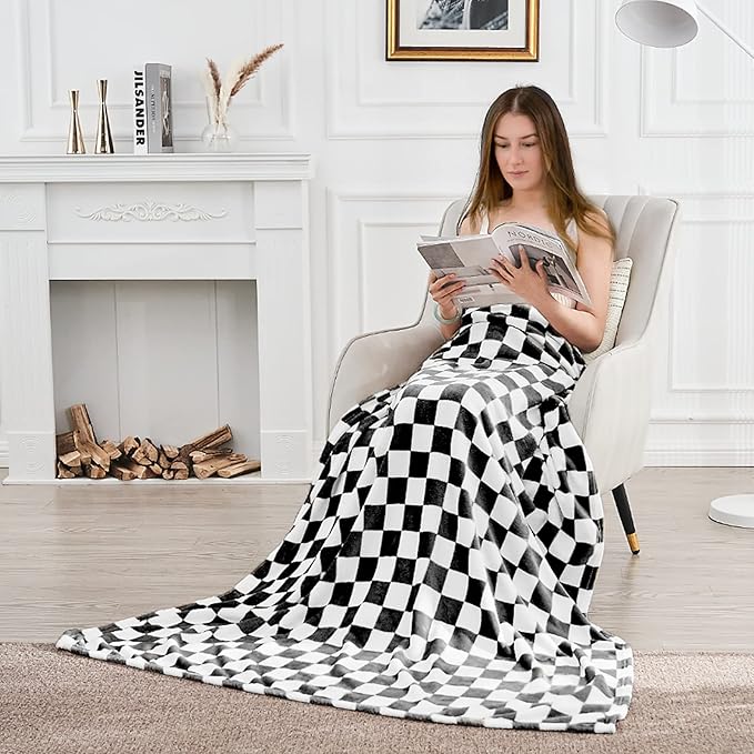 Checkered Blanket Flannel Throw Blankets Soft Cozy Checkered Grid Print Chessboard Gingham Pattern Throws for Bed Sofa Couch for All Seasons, 50x60 Inch, Black