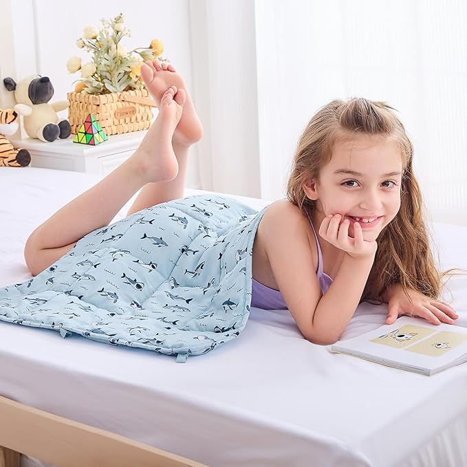 yescool Shark Weighted Lap Pad 2 Pounds Cooling Weighted Lap Pad, Small Weighted Blanket, Weighted Throw Blanket Gifts for Travel Indoor Outdoor, 20"x30"