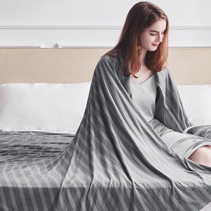 Guohaoi Cooling Throw Blanket for Hot Sleepers,Arc-Chill Q-Max >0.5 Cool Fiber,100% Oeko-Tex Certified Lightweight Summer Cool Blanket for Travel/Outdoor Ultra Cold Breathable,50''x70''