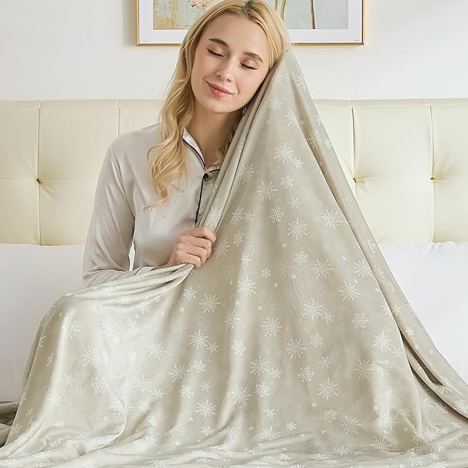 OIGAE Cooling Blanket for Hot Sleepers - Soft & Lightweight Summer Cold Blanket for Night Sweats | Perfect for Bed, Couch, Sofa (Dune, Twin 60'' x 80'')