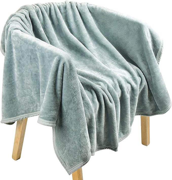 EIUE Comfortable Flannel Fleece Throw Blanket,Ultra Soft Nap Bedding Coverlets Quilt for Couch Sofa Bed Traveling,Lightweight Bed Blanket for All Season