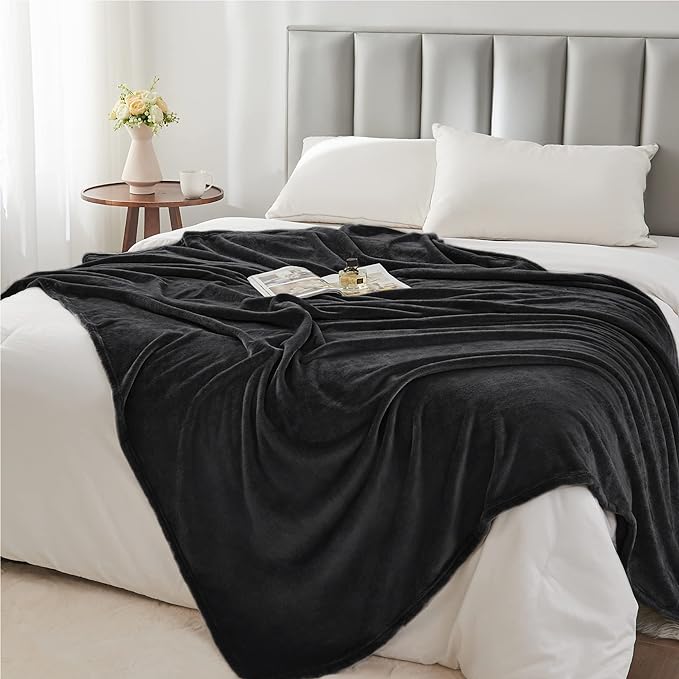 BEDELITE Fleece Blankets Queen Size for Bed, Luxury Plush Cozy Fuzzy Black Blanket 90x90 Inches, Super Soft Warm Lightweight Throw Blanket All Seasons Suitable