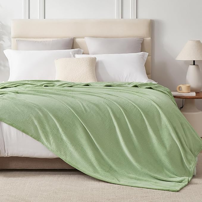 Hansleep Fleece Sage Green King Blanket, Super Soft Flannel Fuzzy Plush Cozy Blanket for All Seasons, Sage Green, King 90x108 Inches