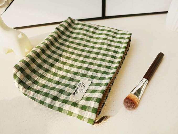 HAPPYHEIDI Large Cute Green Checker Makeup Bag with Compartment Cosmetic Travel Pouch, Nylon Fabric, Purse Organizer, Canvas Lined, Beige Plaid