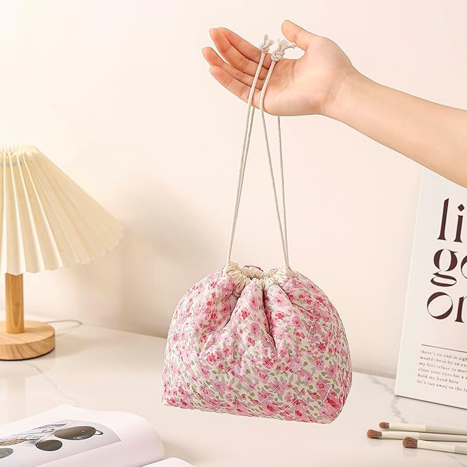 Cotton Quilted Drawstring Makeup Bag with Canvas Lining,Coquette Aesthetic Cute Travel Toiletry Bag,Drawstring Gift Bag for Women and Girls（17Small Pink）
