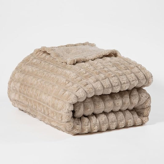 Ultra Soft Jacquard Sherpa Throw Blanket, Lightweight Yet Cozy, Versatile Couch and Travel Blanket, Checker Pattern, Multiple Sizes and Colors, Easy-Care and Durable,50x60 Inches