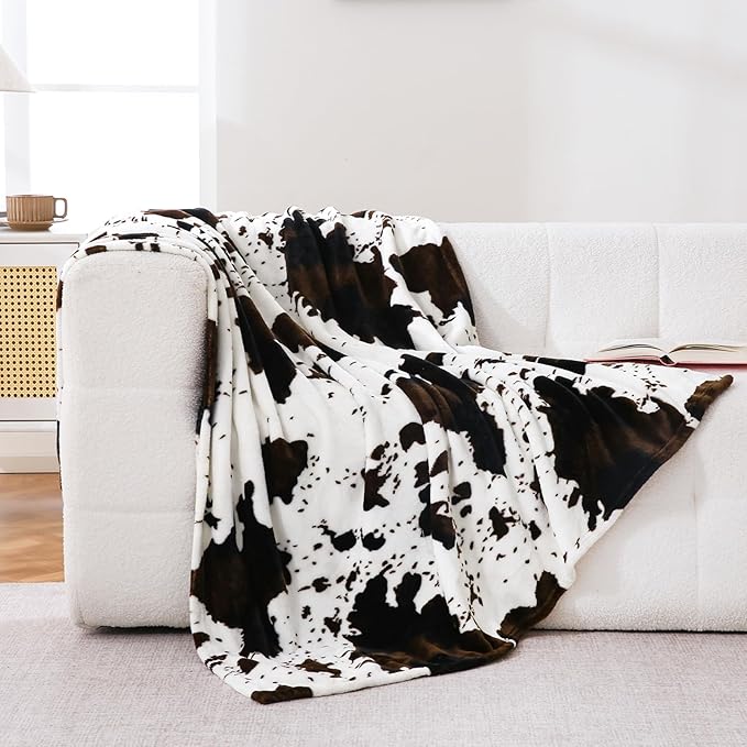 Bnuitland Fleece Cow Print Blanket, Super Soft 300 GSM Double Sided Lightweight Cow Throw for Bed Sofa Couch Travel, Fluffy Fuzzy Animal Blanket for Adults/Baby/Pets, 50×40 inch