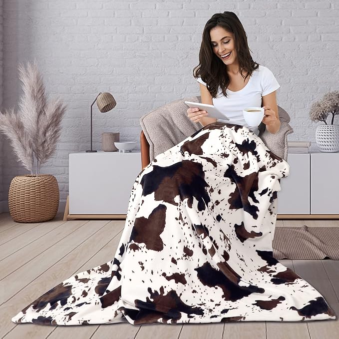 Flannel Cow Print Blanket 60"x80", Ultra Cozy Cow Throw Blanket for Couch Bed and Travel, Cow Decor Throw Blankets for Bed, All Seasons Twin Size Blanket 60"x80"