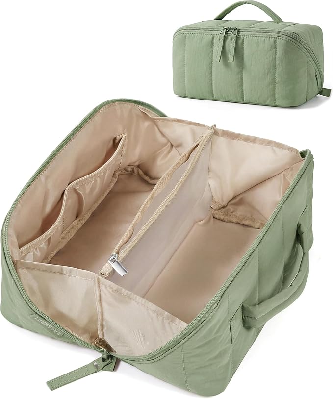 BAGSMART Travel Makeup Bag for Women, Portable Water-resistant Cosmetic Case, Puffy Padded Make Up Organizer Pouch, Open Flat Toiletry Bag for Toiletries, Brushes, Forest Green