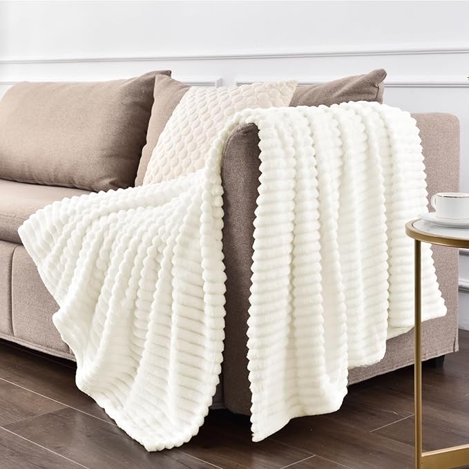 BEDELITE Fleece Blanket Full Size – 3D Ribbed Jacquard Soft and Warm Decorative Fuzzy Blankets – Cozy, Fluffy, Plush Lightweight Throw Blankets for Couch, Bed, Sofa(Cream, 84x90 inches)