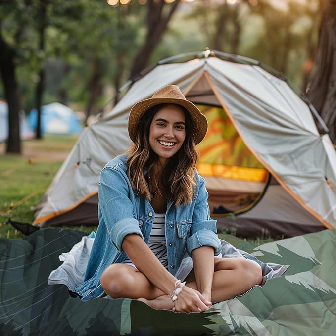 Camping Blanket Puffy - Outdoor Stadium Blanket Wearable, Lightweight, Packable, Machine Washable Camping Quilt for Traveling, Picnic, Beach, Party 78"x 56" (Grass Green)